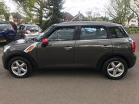 USED 2010 MINI COUNTRYMAN 1.6 COOPER 5d 122 BHP HUGE SPECIFICATION WITH OVER &pound;5000 OF OPTIONAL EQUIPMENT !!