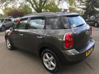 USED 2010 MINI COUNTRYMAN 1.6 COOPER 5d 122 BHP HUGE SPECIFICATION WITH OVER &pound;5000 OF OPTIONAL EQUIPMENT !!