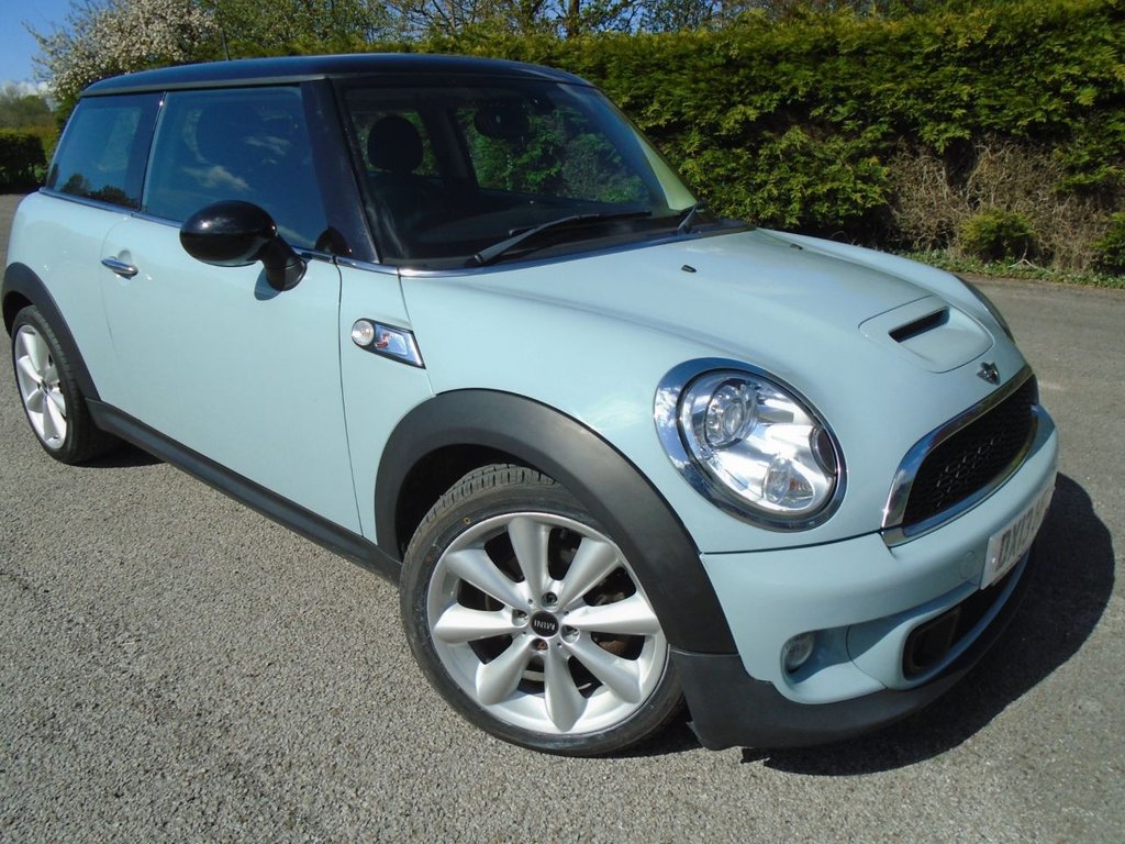 View our MINI HATCH COOPER