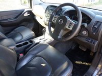 USED 2011 11 NISSAN NAVARA 2.5 DCI TEKNA 4X4 DCB 188 BHP www.suffolkcarcentre.co.uk - Located a Reydon