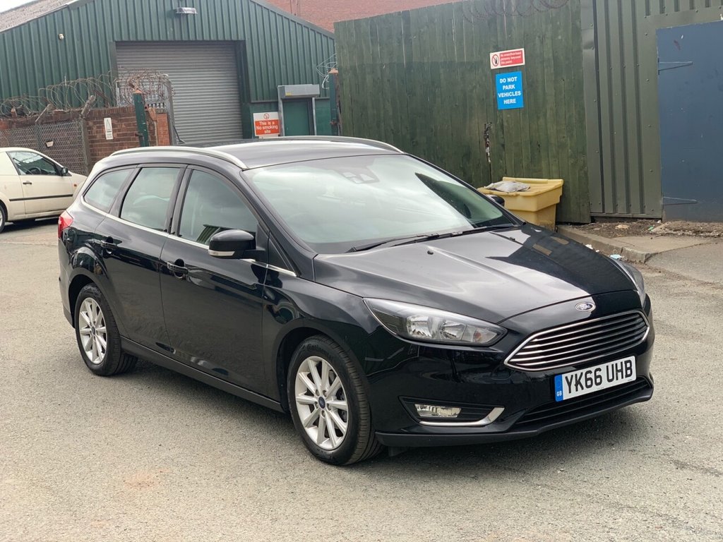 View our FORD FOCUS