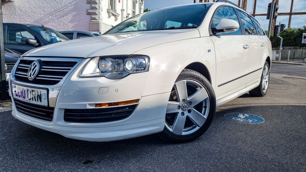 View our VOLKSWAGEN PASSAT