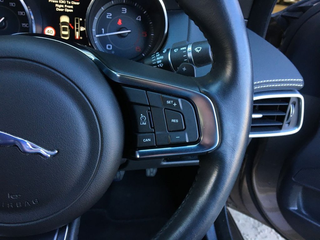 USED 2016 16 JAGUAR XE 2.0 R-SPORT 4d 161 BHP 