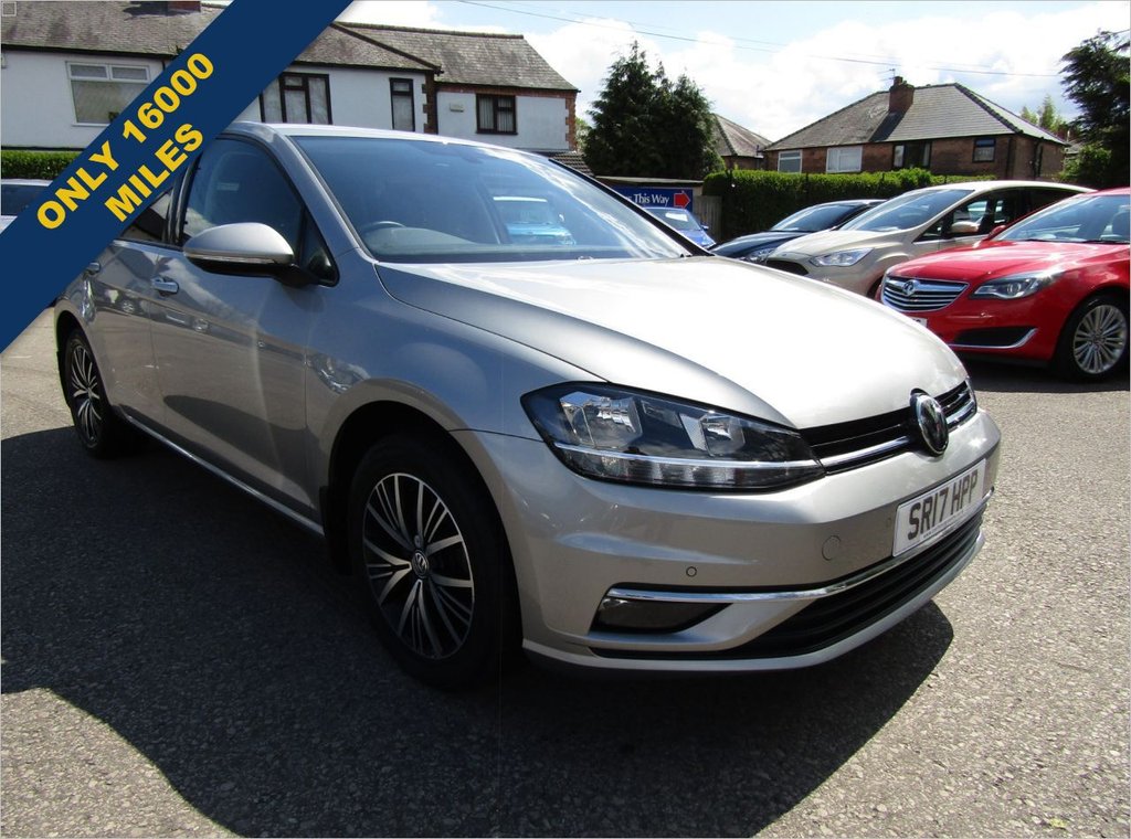 View our VOLKSWAGEN GOLF