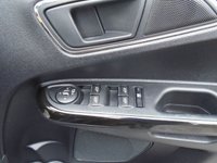 USED 2012 62 FORD B-MAX 1.4 ZETEC 5d 89 BHP 7 service stamps low insurance