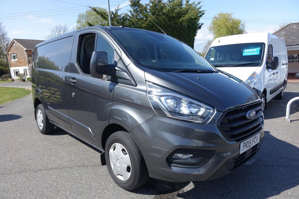 View our FORD TRANSIT CUSTOM