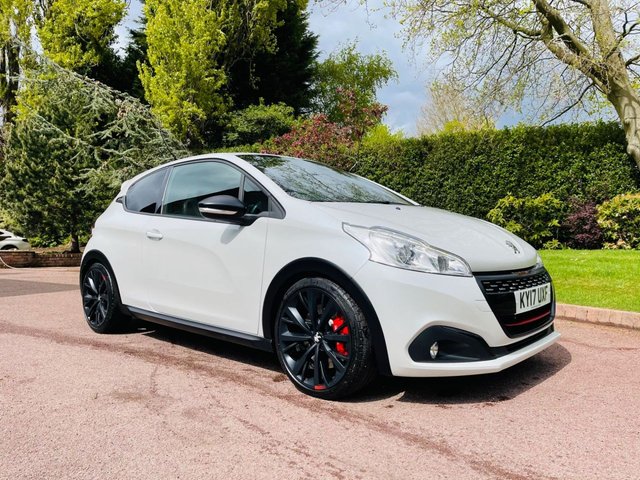 View our PEUGEOT 208