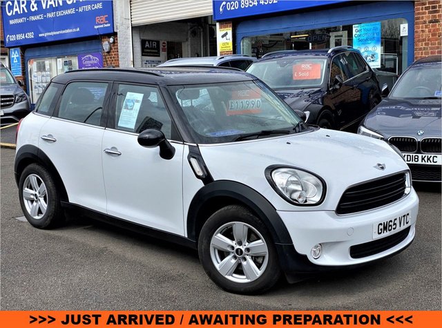 View our MINI COUNTRYMAN
