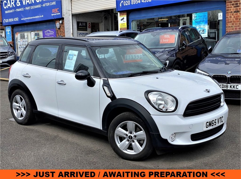 View our MINI COUNTRYMAN