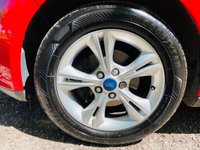 USED 2012 12 FORD FOCUS 1.0 ZETEC 5d 99 BHP LOW MILEAGE & ROAD TAX - BLUETOOTH - AIR CONDITIONING