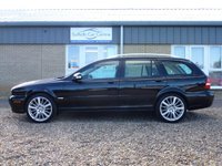 USED 2010 10 JAGUAR X-TYPE 2.0 S 5d 129 BHP www.suffolkcarcentre.co.uk - Located at Reydon