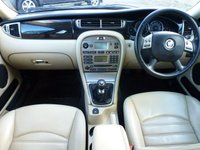 USED 2010 10 JAGUAR X-TYPE 2.0 S 5d 129 BHP www.suffolkcarcentre.co.uk - Located at Reydon