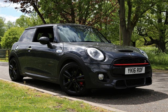 2016 07 MINI Hatch Cooper 2.0 COOPER S 3d 189 BHP