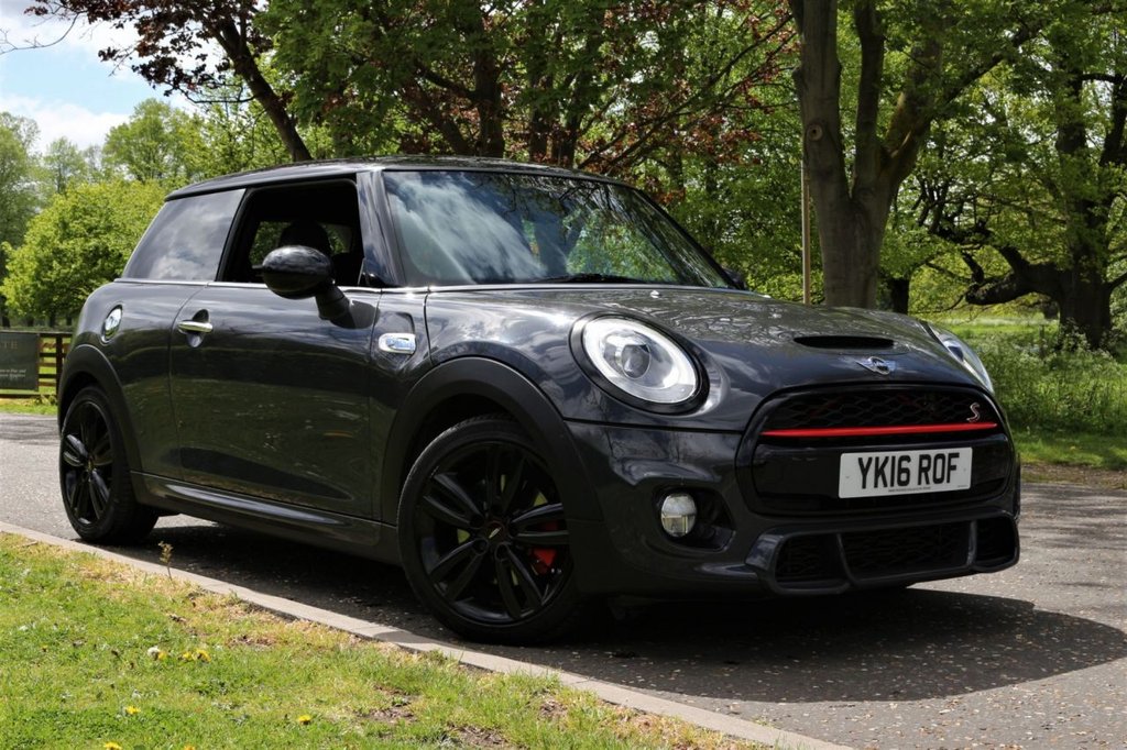 View our MINI HATCH COOPER
