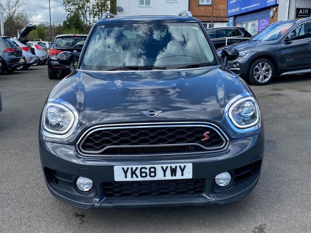 View our MINI COUNTRYMAN