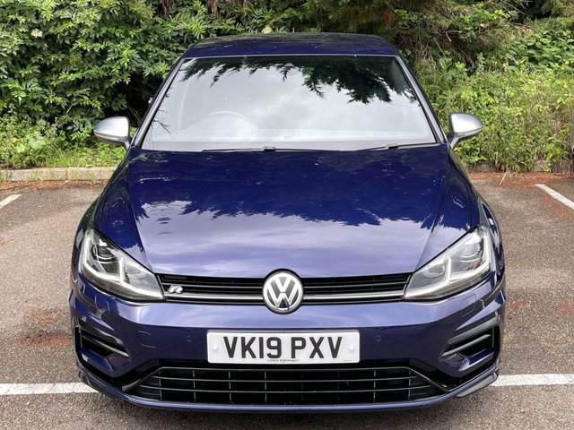View our VOLKSWAGEN GOLF