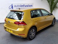 USED 2018 18 VOLKSWAGEN GOLF 1.0 SE TSI BLUEMOTION TECHNOLOGY 5d 109 BHP STUNNING EXAMPLE APPLE ANDROID CARPLAY
