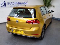 USED 2018 18 VOLKSWAGEN GOLF 1.0 SE TSI BLUEMOTION TECHNOLOGY 5d 109 BHP STUNNING EXAMPLE APPLE ANDROID CARPLAY