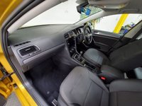 USED 2018 18 VOLKSWAGEN GOLF 1.0 SE TSI BLUEMOTION TECHNOLOGY 5d 109 BHP STUNNING EXAMPLE APPLE ANDROID CARPLAY