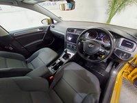 USED 2018 18 VOLKSWAGEN GOLF 1.0 SE TSI BLUEMOTION TECHNOLOGY 5d 109 BHP STUNNING EXAMPLE APPLE ANDROID CARPLAY
