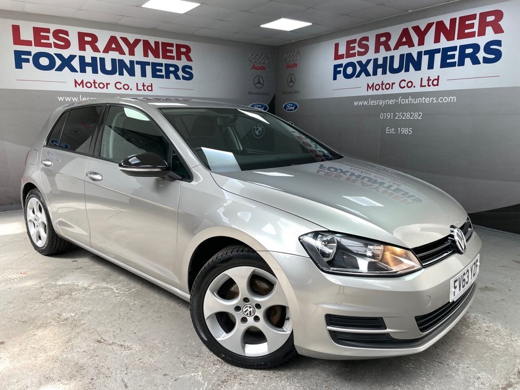 View our VOLKSWAGEN GOLF