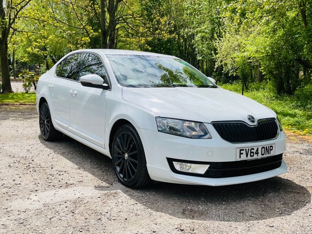 2015 64 Skoda Octavia 1.6 BLACK EDITION TDI CR DSG 5d 104 BHP