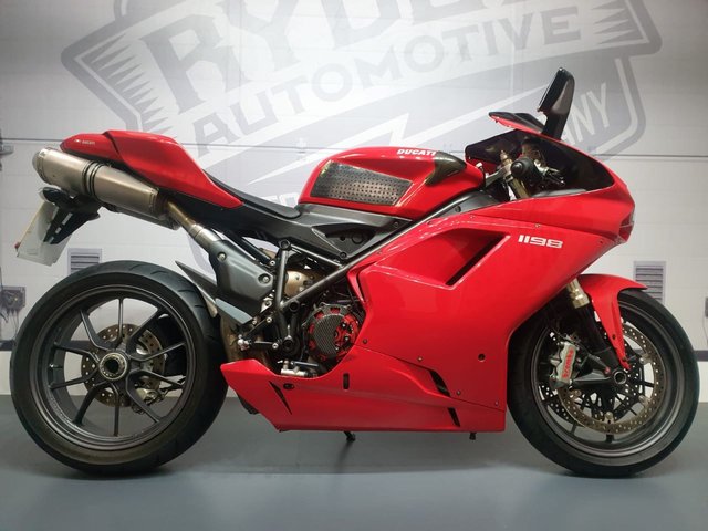 2011 11 Ducati 1198 1198cc 