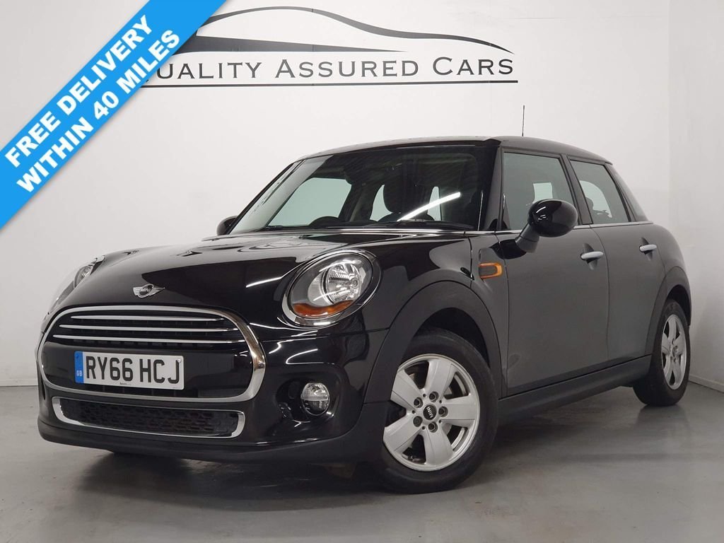 View our MINI HATCH COOPER