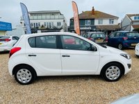 USED 2014 14 HYUNDAI I20 1.2 CLASSIC 5d 84 BHP Very Low Mileage i20 with Air Con & USB/AUX