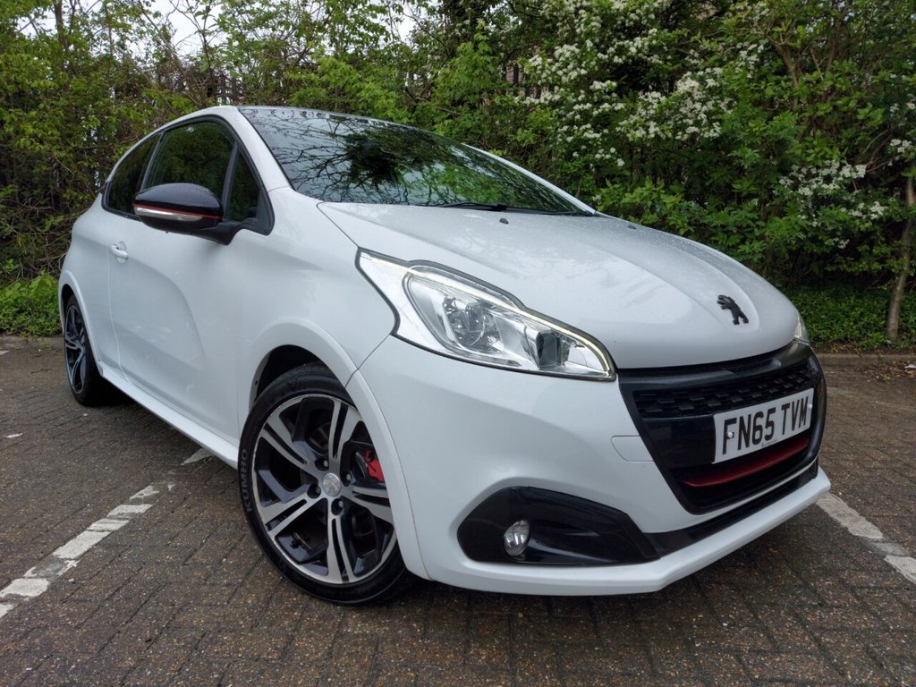 View our PEUGEOT 208