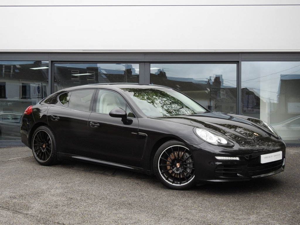 View our PORSCHE PANAMERA