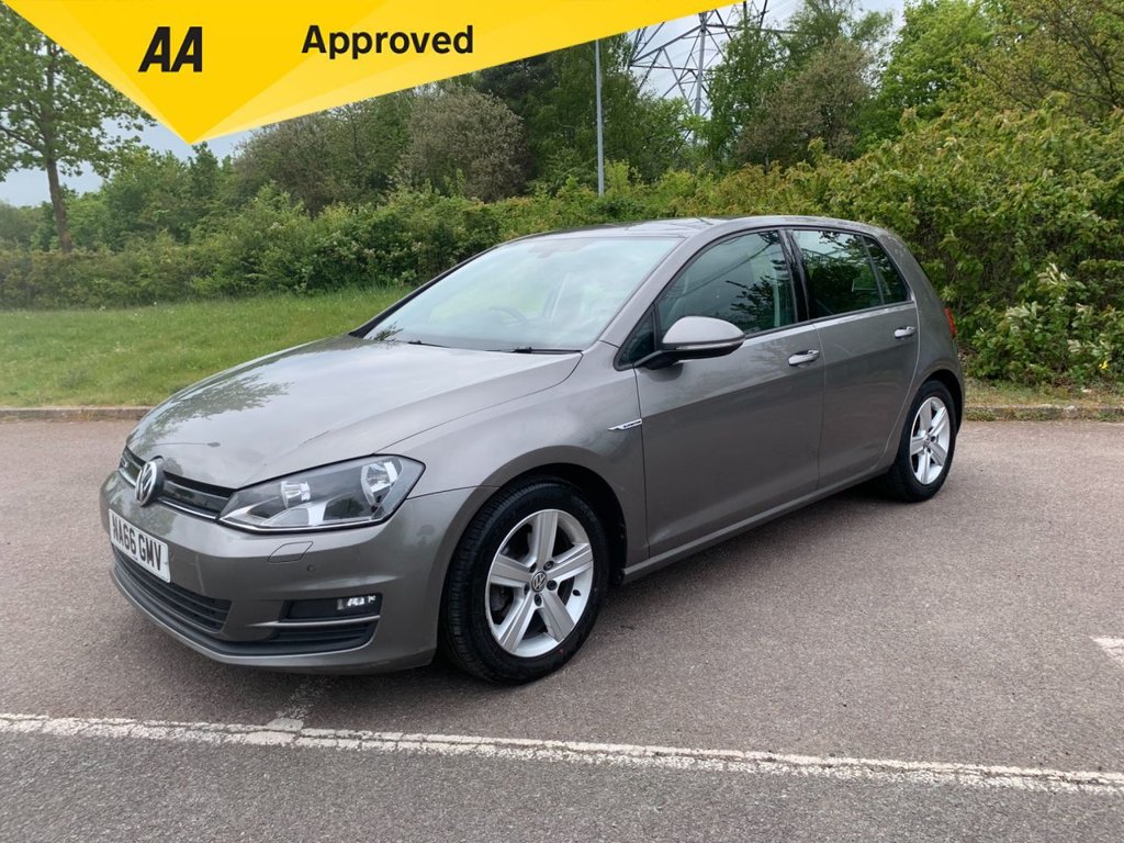 View our VOLKSWAGEN GOLF