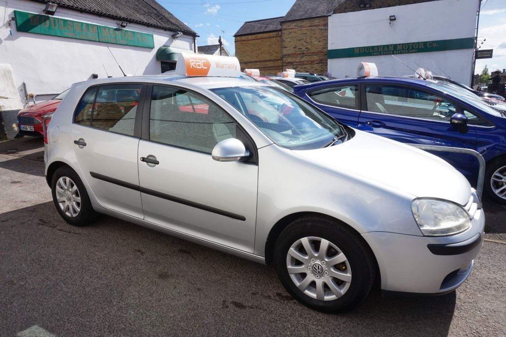 View our VOLKSWAGEN GOLF