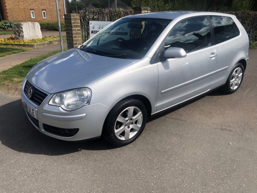 View our VOLKSWAGEN POLO