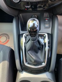 USED 2020 70 NISSAN QASHQAI 1.3 DIG-T ACENTA PREMIUM DCT 5d 158 BHP 1 OWNER QASHQIA ACCENTA PREMIUM AUTOMATIC - UNDER 1 YEAR OLD AND HAVING COVERED ONLY 1,387 MILES FROM BRAND NEW !!!!! HUGE SAVING ON LIST PRICE NEW !