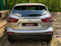 USED 2020 70 NISSAN QASHQAI 1.3 DIG-T ACENTA PREMIUM DCT 5d 158 BHP 1 OWNER QASHQIA ACCENTA PREMIUM AUTOMATIC - UNDER 1 YEAR OLD AND HAVING COVERED ONLY 1,387 MILES FROM BRAND NEW !!!!! HUGE SAVING ON LIST PRICE NEW !