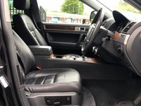 USED 2007 07 VOLKSWAGEN TOUAREG 3.0 V6 SE TDI 5d 221 BHP 
