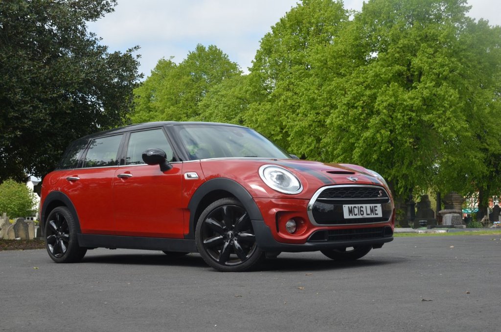 View our MINI CLUBMAN