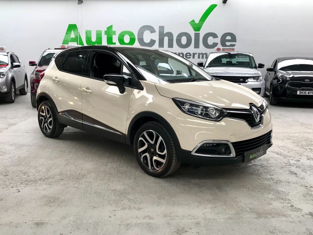 View our RENAULT CAPTUR