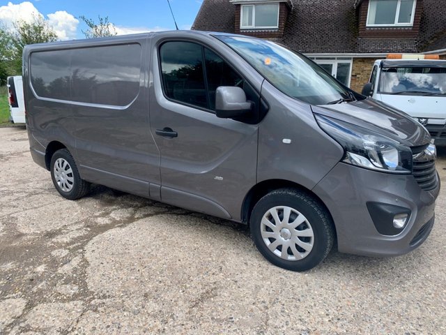 View our VAUXHALL VIVARO