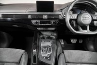 USED 2018 68 AUDI A4 1.4 AVANT TFSI BLACK EDITION 5d 148 BHP 