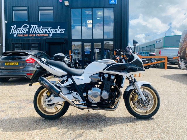 2010 10 Honda Cb1300 SA-9 