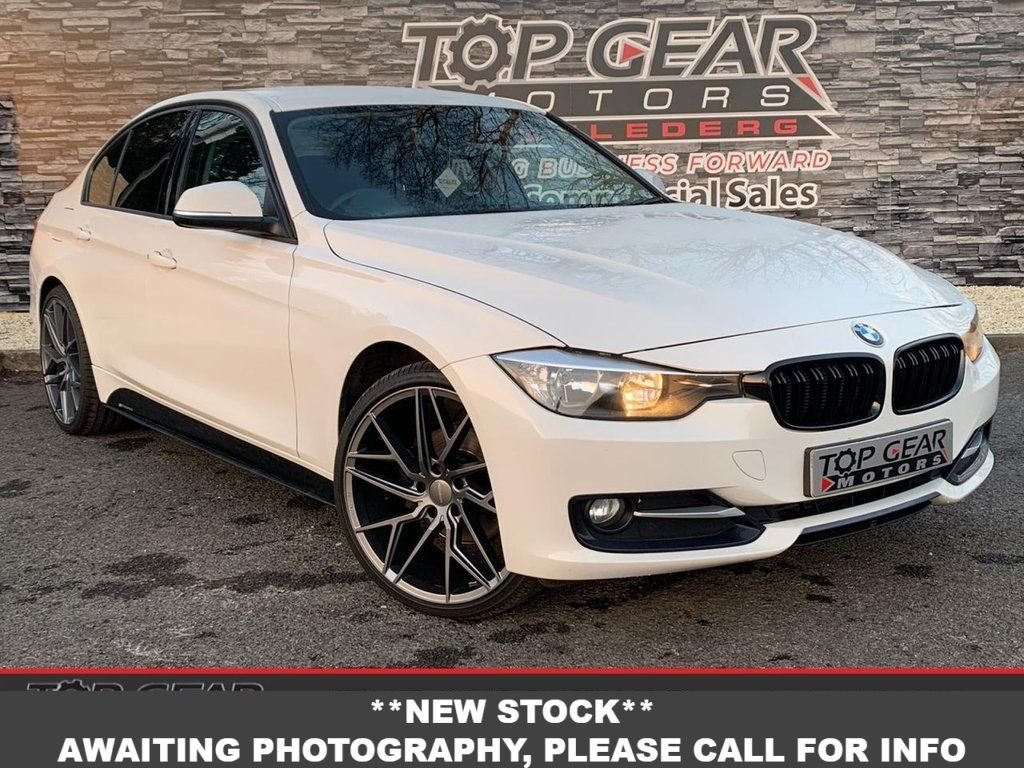 View our BMW 3 SERIES