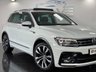 USED 2017 67 VOLKSWAGEN TIGUAN 2.0 R LINE TDI BMT 4MOTION DSG 5d 148 BHP PAN ROOF, DIGI DASH, SAT NAV!