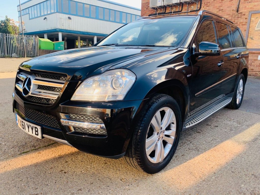 View our MERCEDES-BENZ GL CLASS