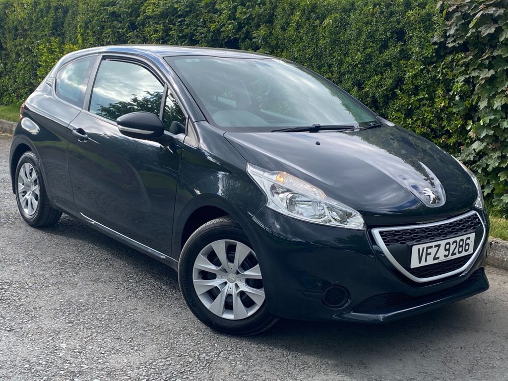 View our PEUGEOT 208