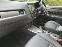 USED 2018 18 MITSUBISHI OUTLANDER 2.4 PHEV 4H 5d 207 BHP ZERO DEPOSIT FINANCE AVAILABLE