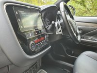 USED 2018 18 MITSUBISHI OUTLANDER 2.4 PHEV 4H 5d 207 BHP ZERO DEPOSIT FINANCE AVAILABLE