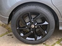 USED 2019 69 VAUXHALL CORSA 1.4 SRI VX-LINE NAV BLACK S/S 5d 89 BHP 2019/69 CORSA 1.4 SRI VX-LINE 5DR (BLACK EDITION) - MOONROCK GREY METALLIC - 1 OWNER CAR HAVING COVERED ONLY 8,262 MILES FROM BRAND NEW !!!! MUST BE ONE OF THE CHEAPEST CARS IN UK UNDER &pound;10,000.00 !!!!