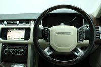 USED 2014 14 LAND ROVER RANGE ROVER 3.0 TDV6 AUTOBIOGRAPHY 5DR AUTO 258 BHP FULL MAIN DEALER SERVICE HISTORY + AIR CONDITIONED FRONT AND REAR LEATHER SEATS + SATELLITE NAVIGATION + SURROUND CAMERA SYSTEM + PANORAMIC SUNROOF + PARKING SENSOR + DUAL VIEW TOUCH SCREEN + DIGITAL TV + BLUETOOTH + CRUISE CONTROL + CLIMATE CONTROL + MULTI FUNCTION WHEEL + XENON HEADLIGHTS + PRIVACY GLASS + ELECTRIC/MEMORY FRONT SEATS + HEATED STEERING WHEEL + BLIND SPOT MONITOR + DAB RADIO + ELECTRIC WINDOWS + ELECTRIC/HEATED/FOLDING DOOR MIRRORS + 21 INCH ALLOY WHEELS